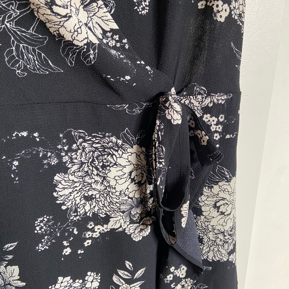 Monteau floral dress - Picture 5 of 9